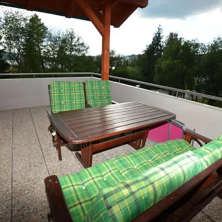 Modern In Lipno 200m From The Shore And 800m From The Ski Lift Appartamento *