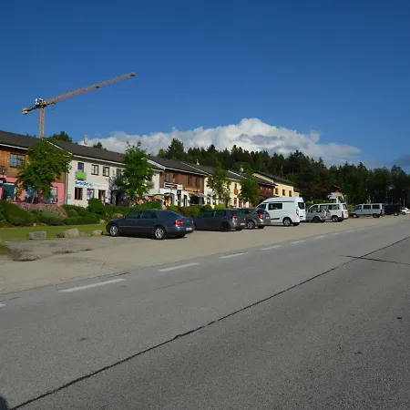 Appartamento Modern In Lipno 200m From The Shore And 800m From The Ski Lift
